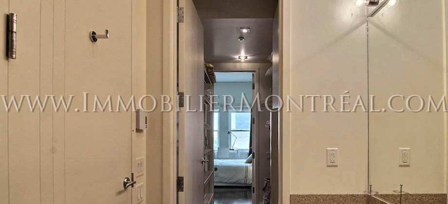 2-Bedrooms-2-Chambres-Vieux-Montreal-Old-Montreal-750-Place-d-Armes-83-For-Rent-A-Louer-19